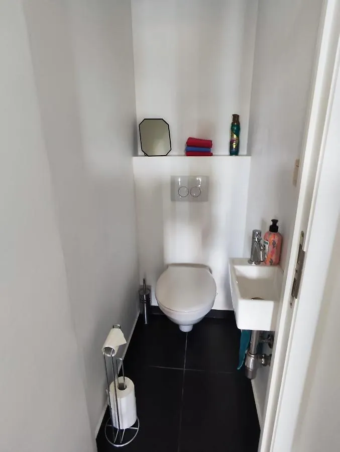 Gezellig Appartement Op Het Bruisende Zuid. Antwerp 0*,